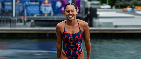 Xantheia Pennisi - Professional Cliff Diver